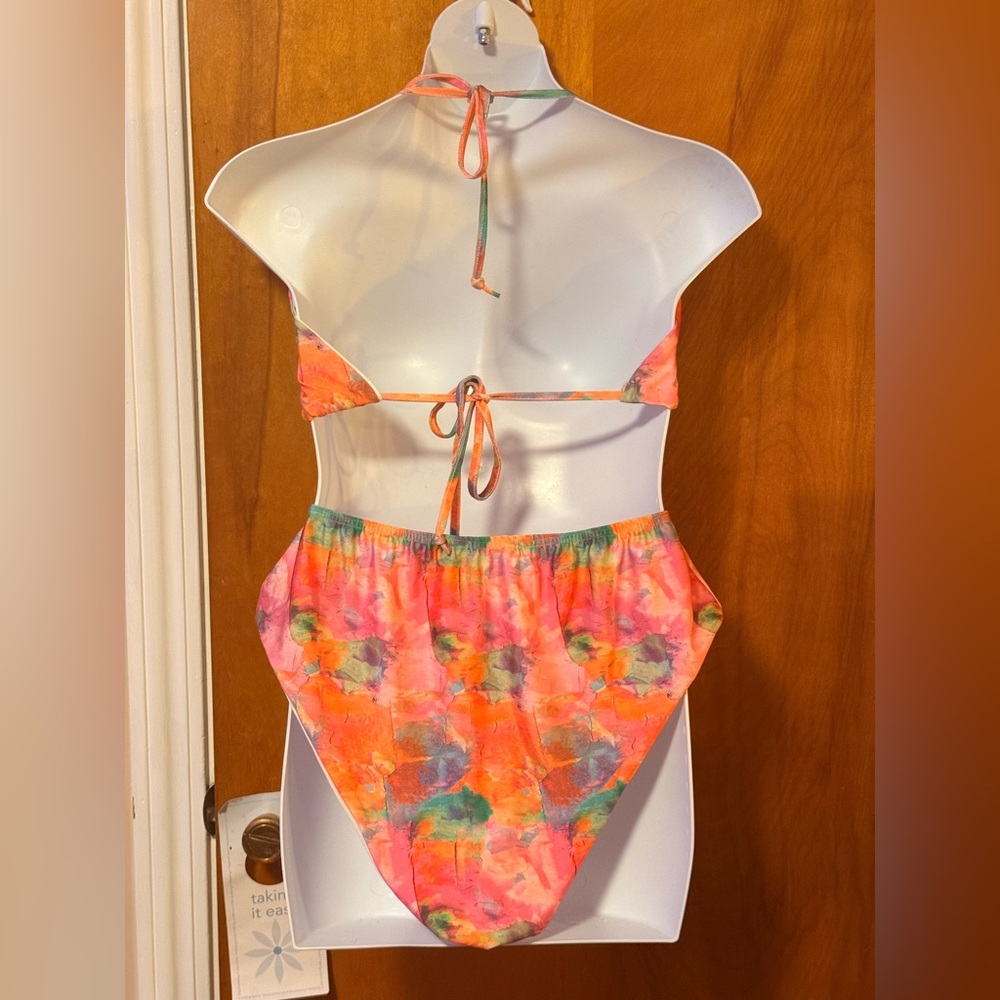 PrettyLittleThing Multicolor Bikini Set - Picture 3 of 5
